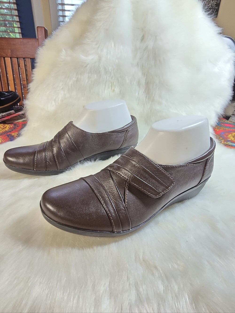 Clarks Everlay Tara Womem's Leather Loafers Comfort Slip-On in Chocolate Brown